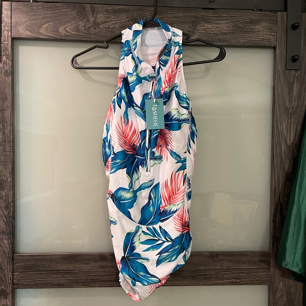 Tashehe swim suit, size XL, great material, NEW with tags, NEVER BEEN WORN